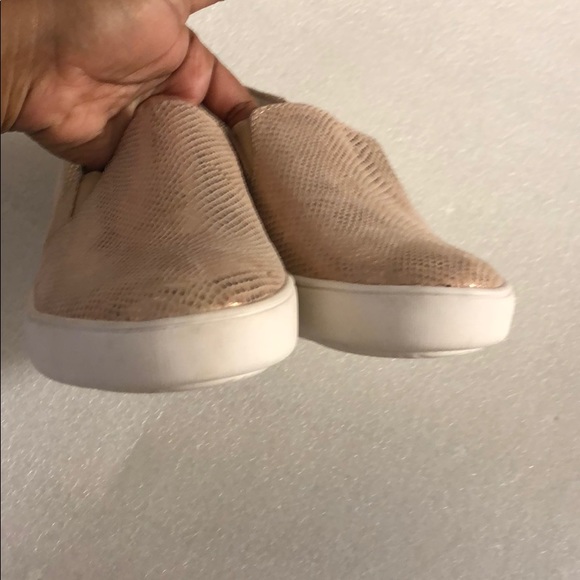 Naturalizer Shoes - Naturalizer Women’s Sneakers - size 7M /Eur37